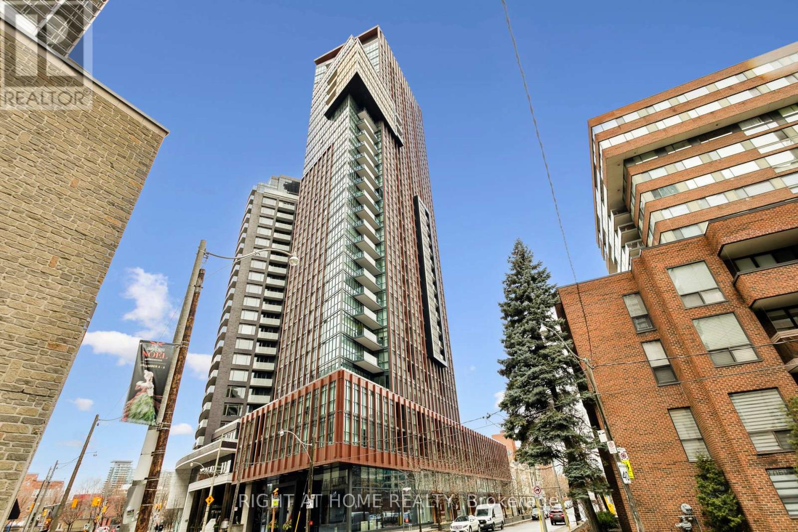 311 - 32 DAVENPORT ROAD, Toronto, Ontario