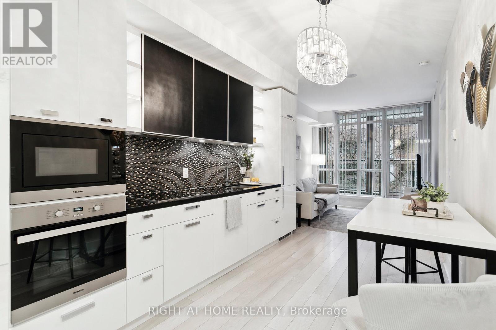 311 - 32 Davenport Road, Toronto, Ontario  M5R 1H3 - Photo 15 - C12554734