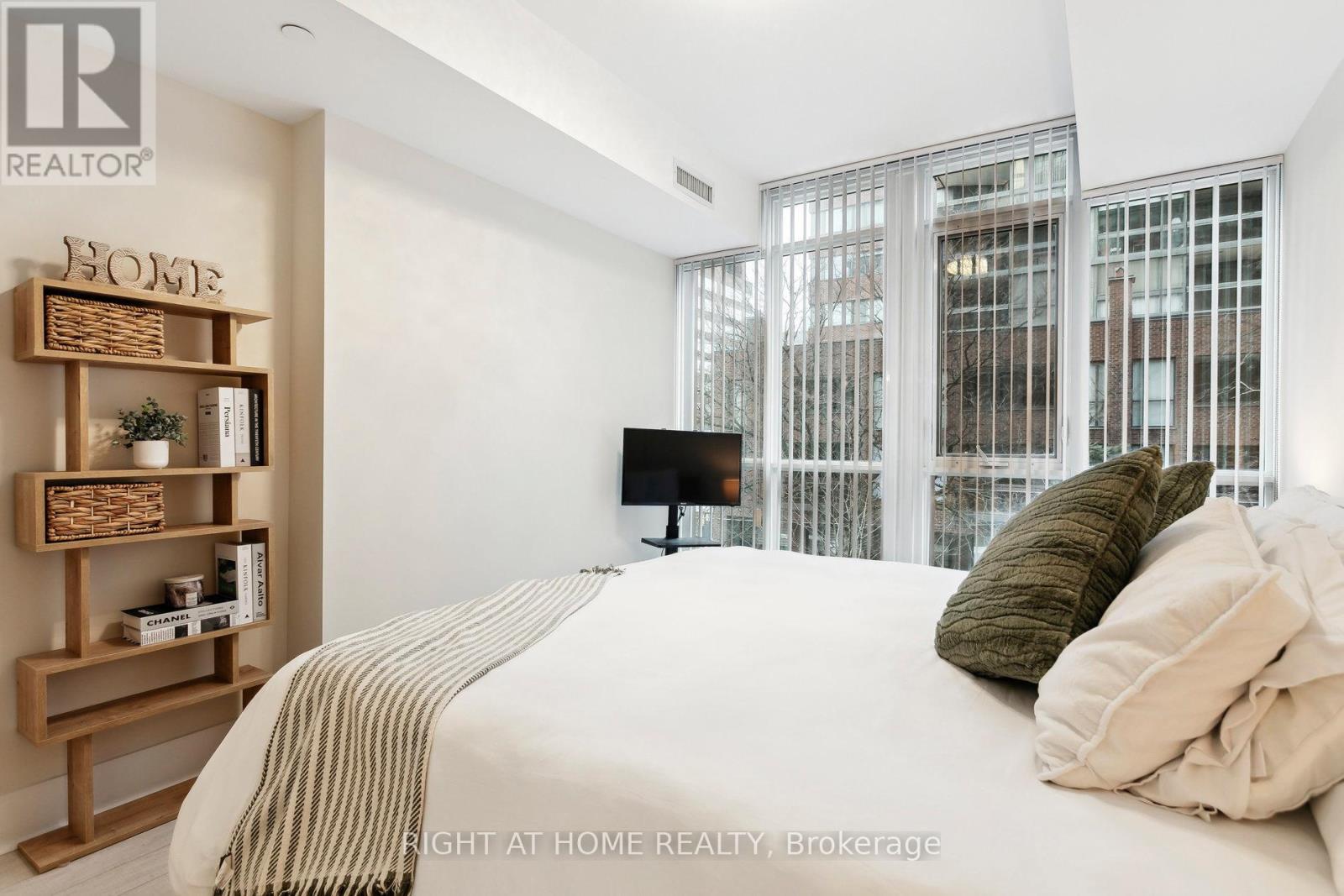 311 - 32 Davenport Road, Toronto, Ontario  M5R 1H3 - Photo 36 - C12554734