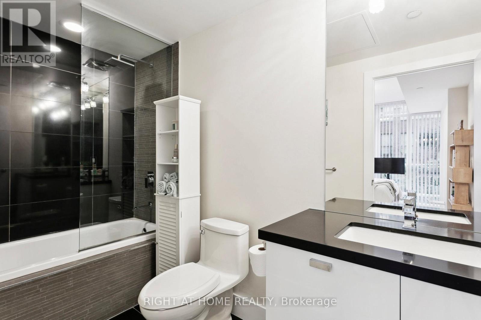 311 - 32 Davenport Road, Toronto, Ontario  M5R 1H3 - Photo 39 - C12554734