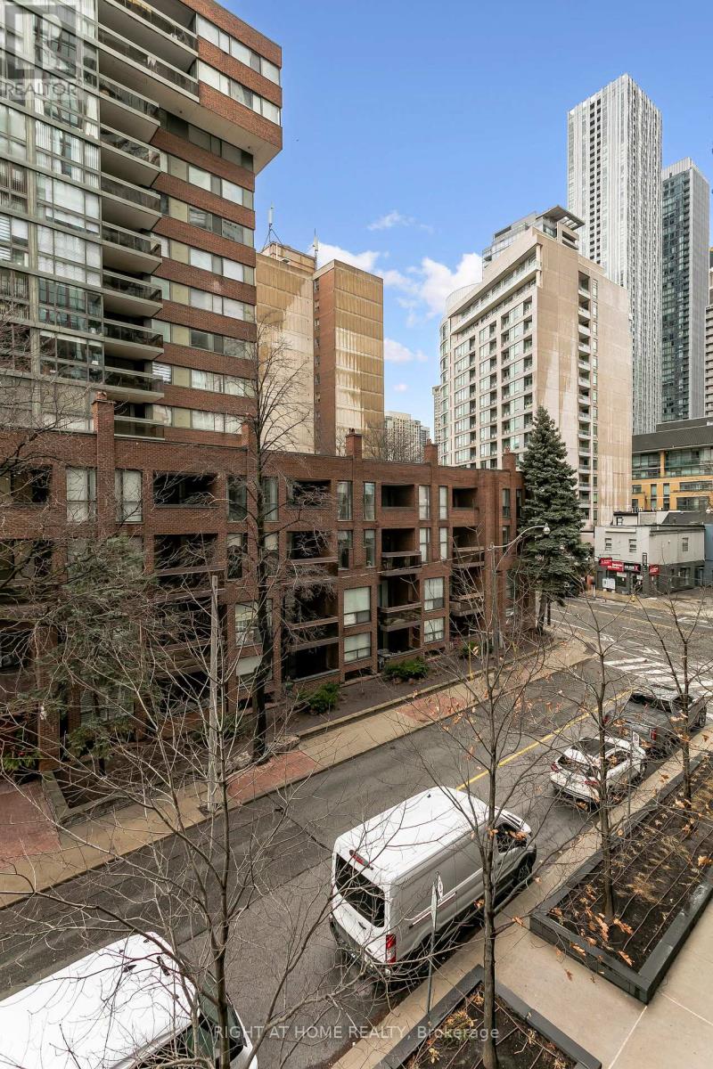 311 - 32 Davenport Road, Toronto, Ontario  M5R 1H3 - Photo 45 - C12554734