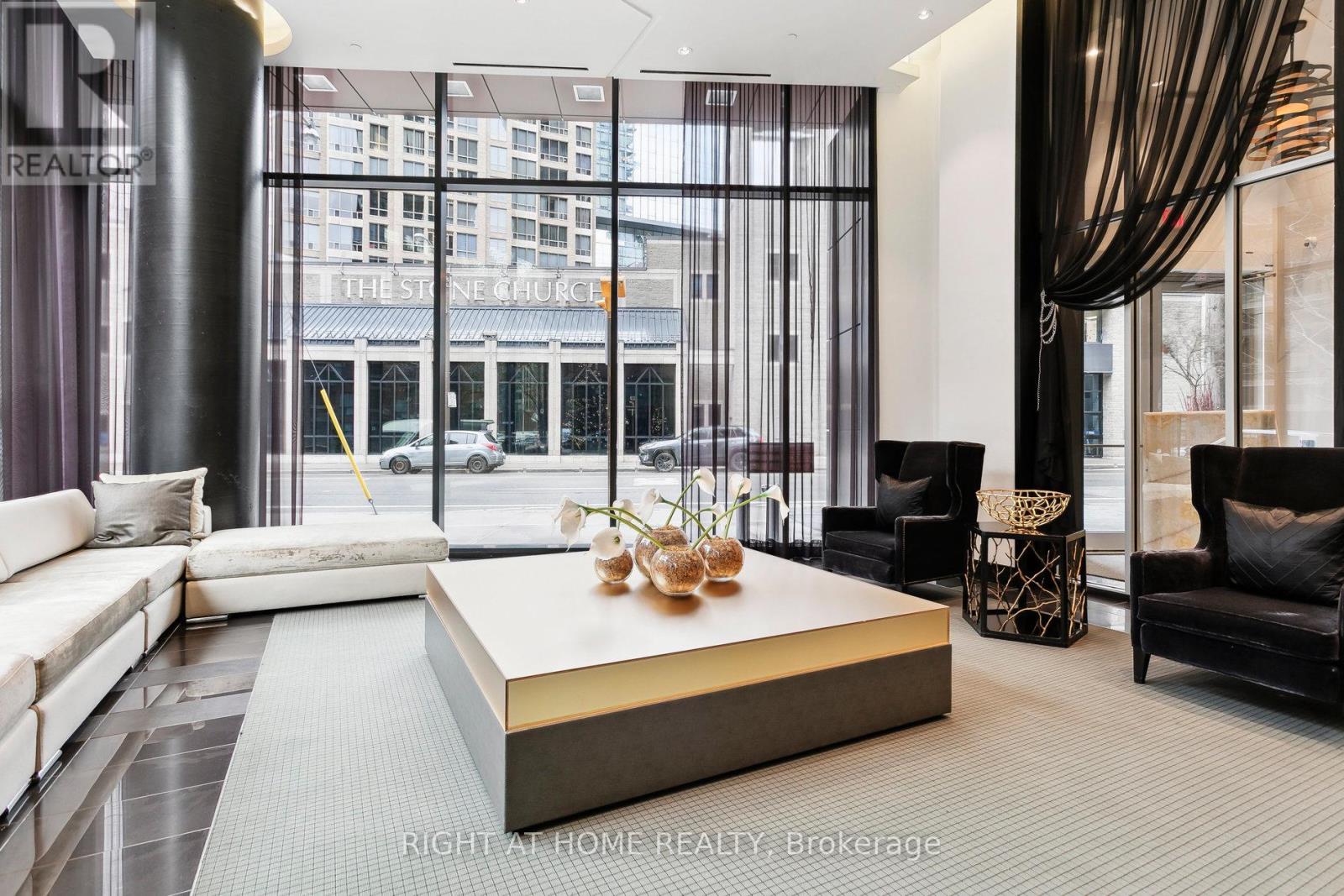 311 - 32 Davenport Road, Toronto, Ontario  M5R 1H3 - Photo 6 - C12554734