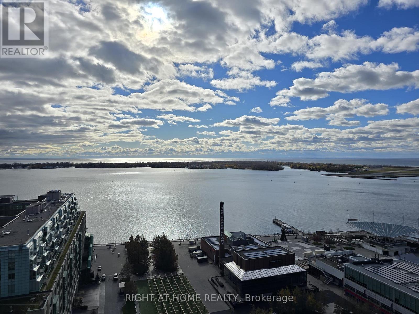 2408 - 208 Queens Quay W, Toronto, Ontario  M5J 2Y5 - Photo 9 - C12554772