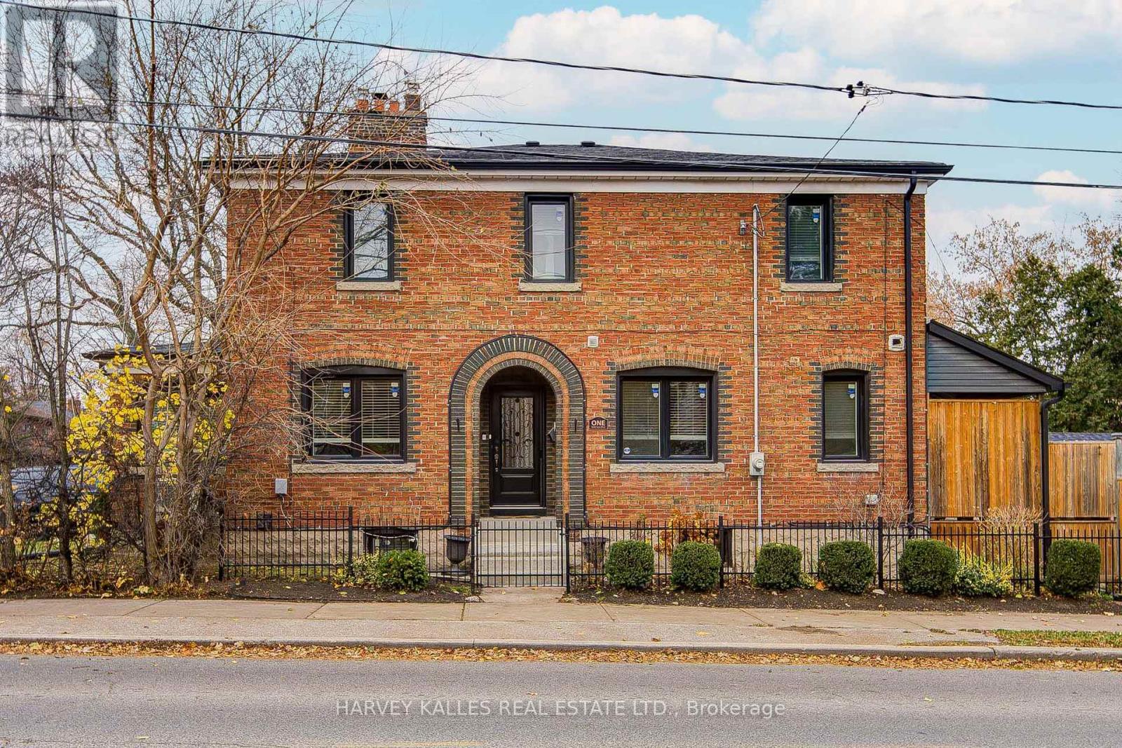 1 BELLE AYRE BOULEVARD, Toronto, Ontario