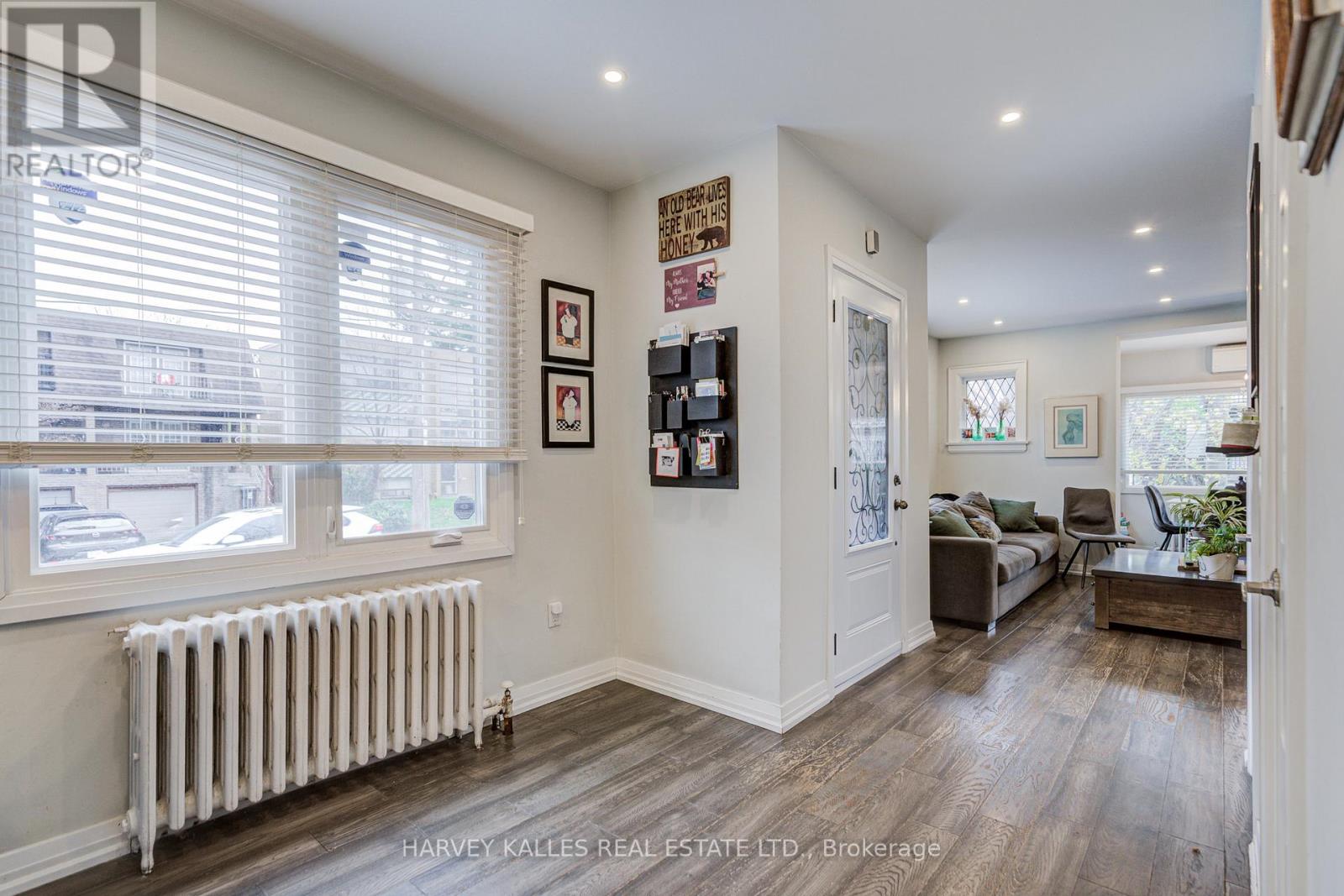 1 Belle Ayre Boulevard, Toronto, Ontario  M4S 2P6 - Photo 21 - C12554802