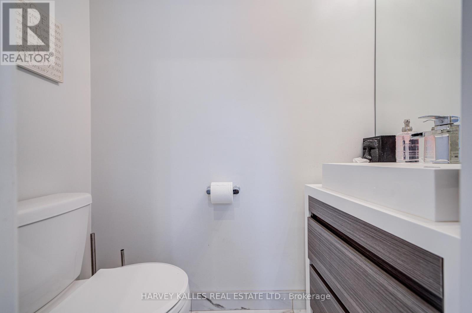 1 Belle Ayre Boulevard, Toronto, Ontario  M4S 2P6 - Photo 35 - C12554802