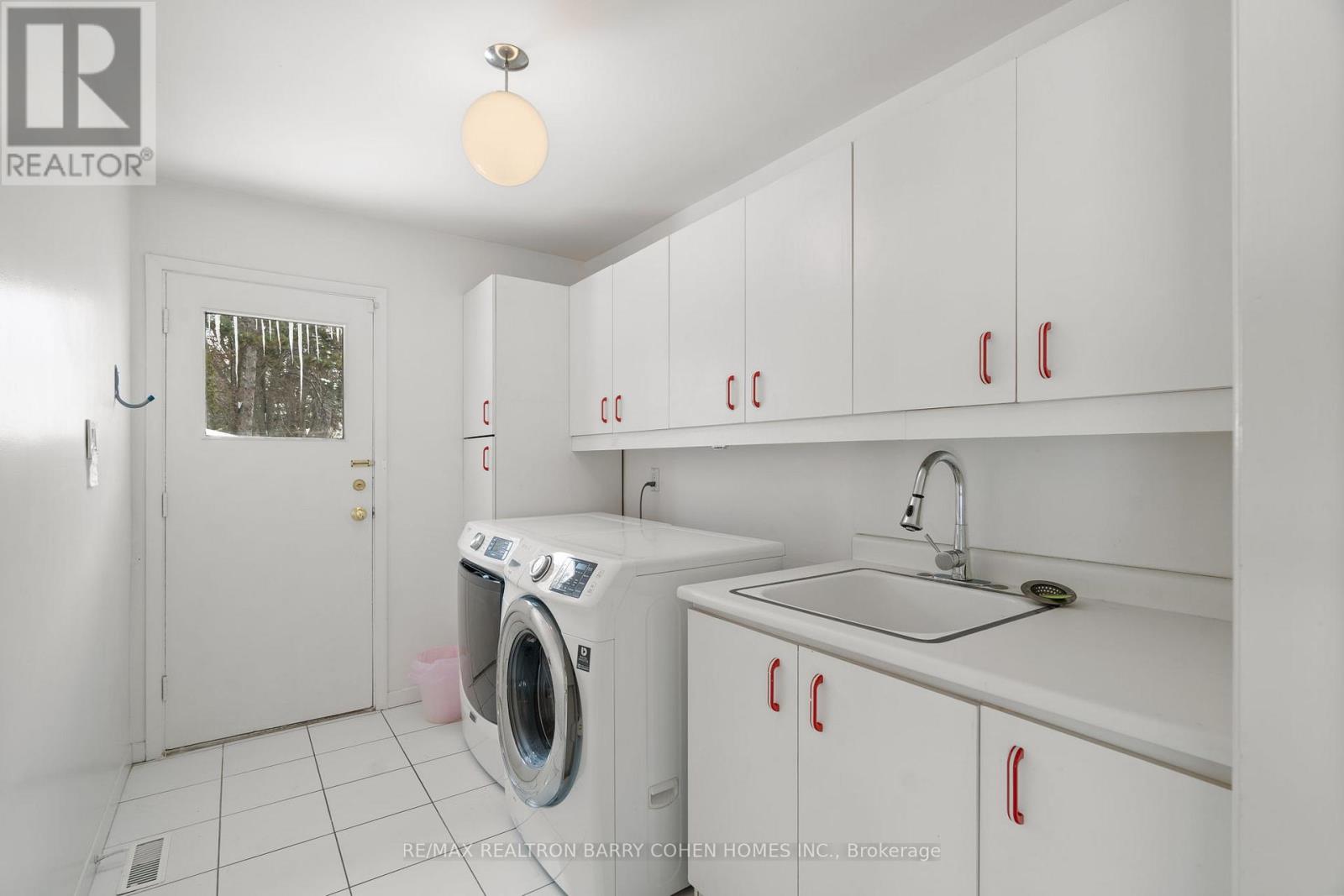 371 Woodsworth Road, Toronto, Ontario  M2L 2T8 - Photo 13 - C12554804