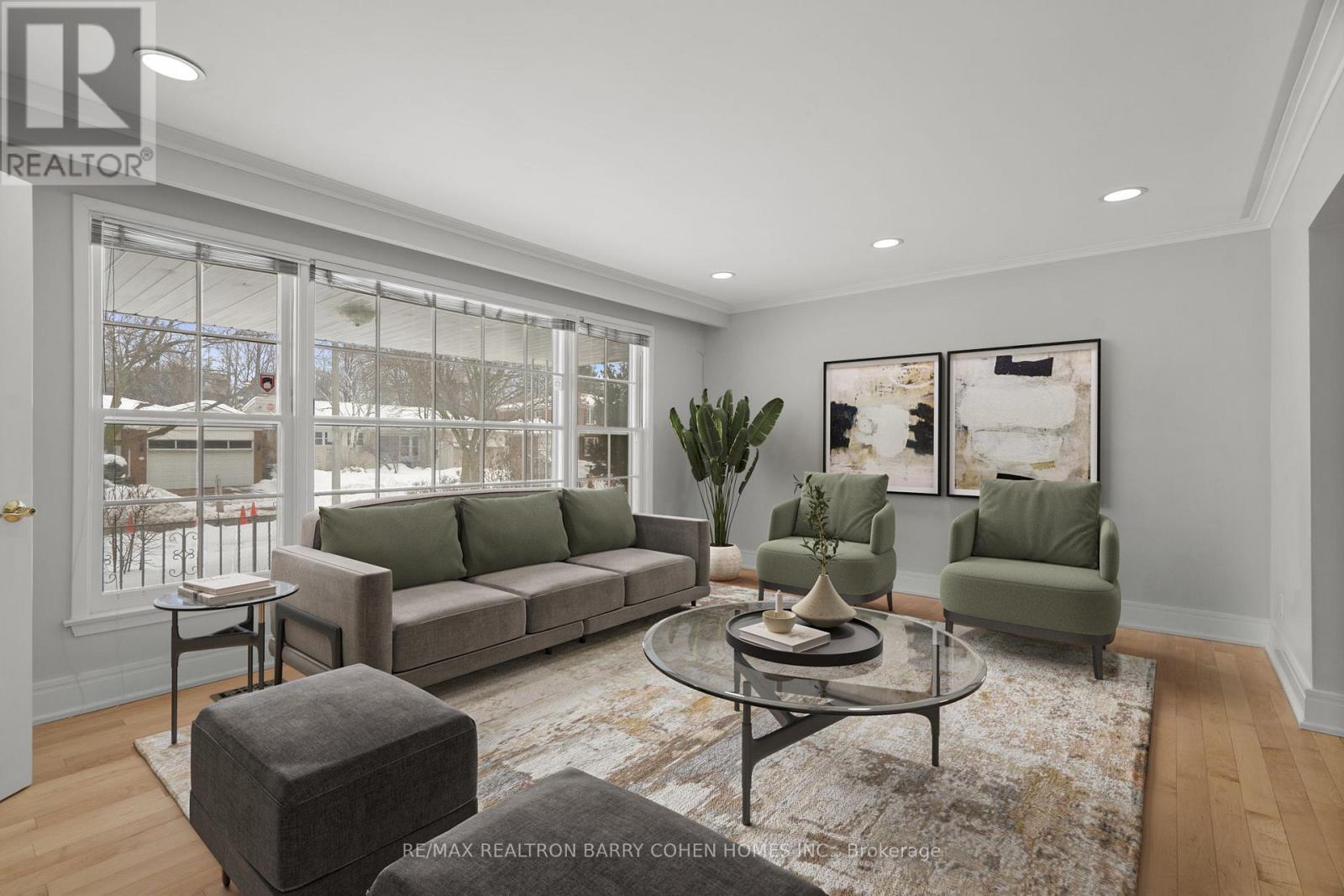 371 Woodsworth Road, Toronto, Ontario  M2L 2T8 - Photo 4 - C12554804