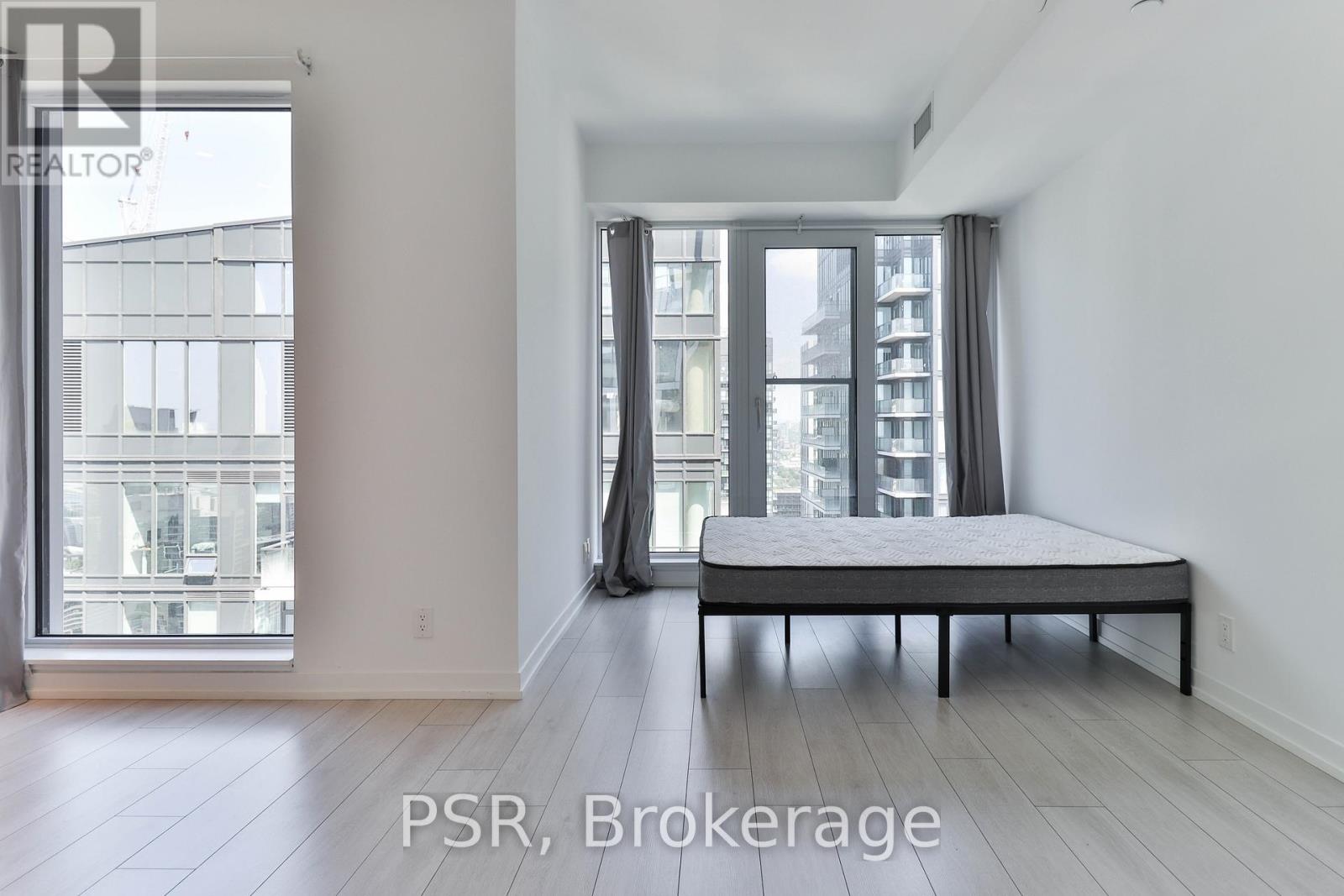 5006 - 55 Mercer Street, Toronto, Ontario  M5V 0W4 - Photo 14 - C12554864