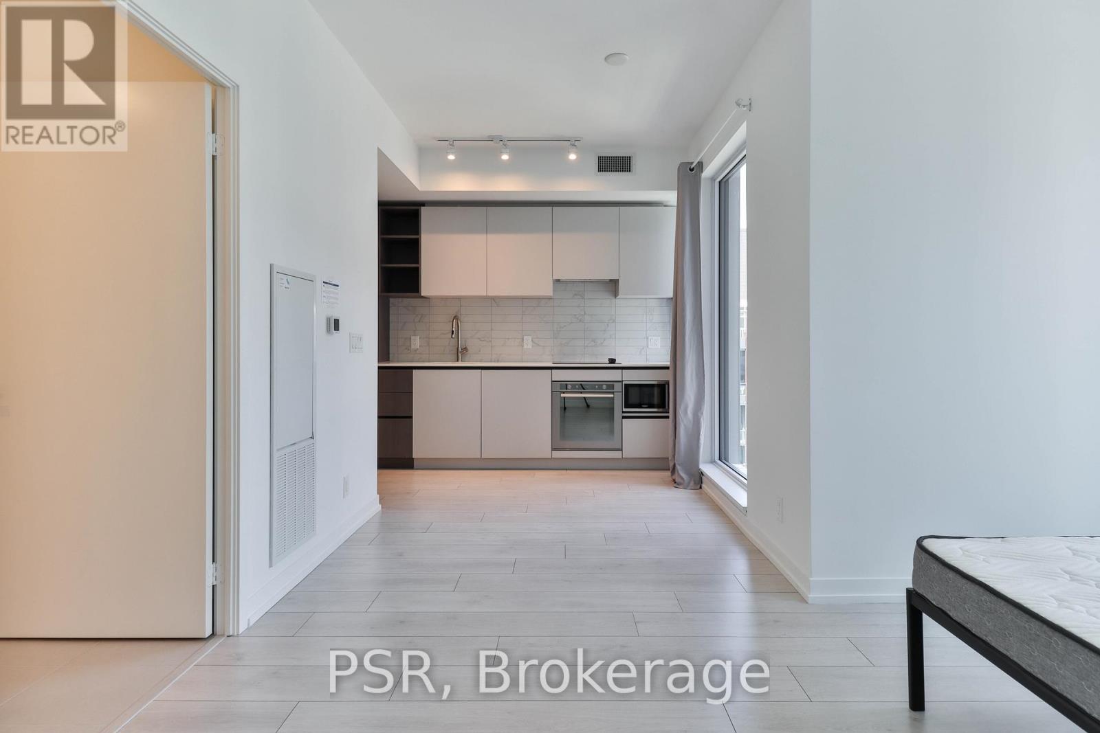 5006 - 55 Mercer Street, Toronto, Ontario  M5V 0W4 - Photo 16 - C12554864