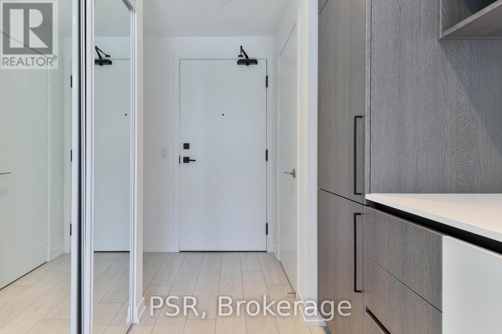 5006 - 55 Mercer Street, Toronto, Ontario  M5V 0W4 - Photo 2 - C12554864