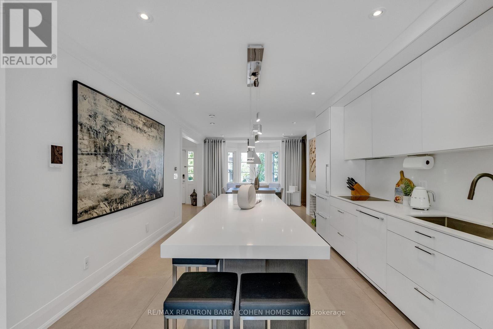 18 Astley Avenue, Toronto, Ontario  M4W 3B4 - Photo 14 - C12554948