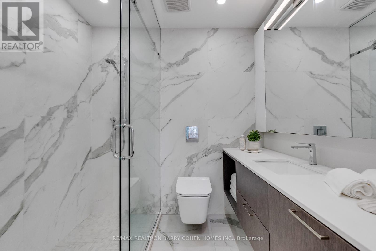 18 Astley Avenue, Toronto, Ontario  M4W 3B4 - Photo 28 - C12554948