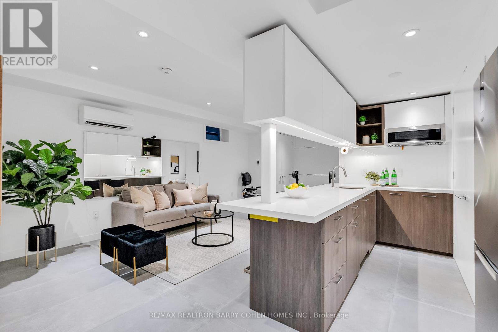 18 Astley Avenue, Toronto, Ontario  M4W 3B4 - Photo 33 - C12554948