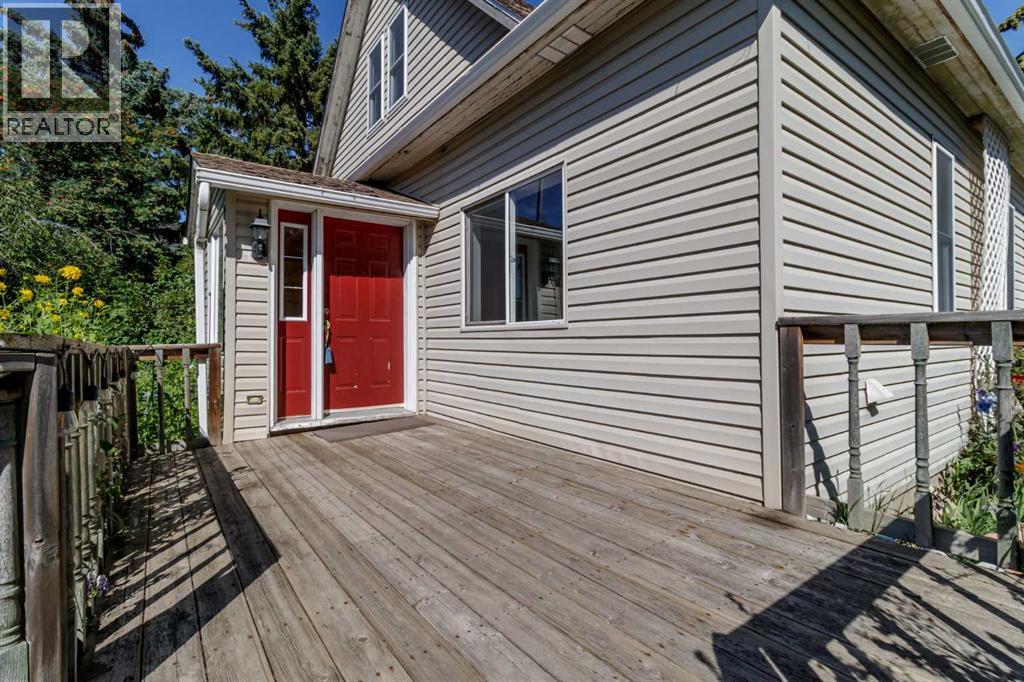 1321 Flemming Avenue, Penhold, Alberta  T0M 1R0 - Photo 3 - A2248198