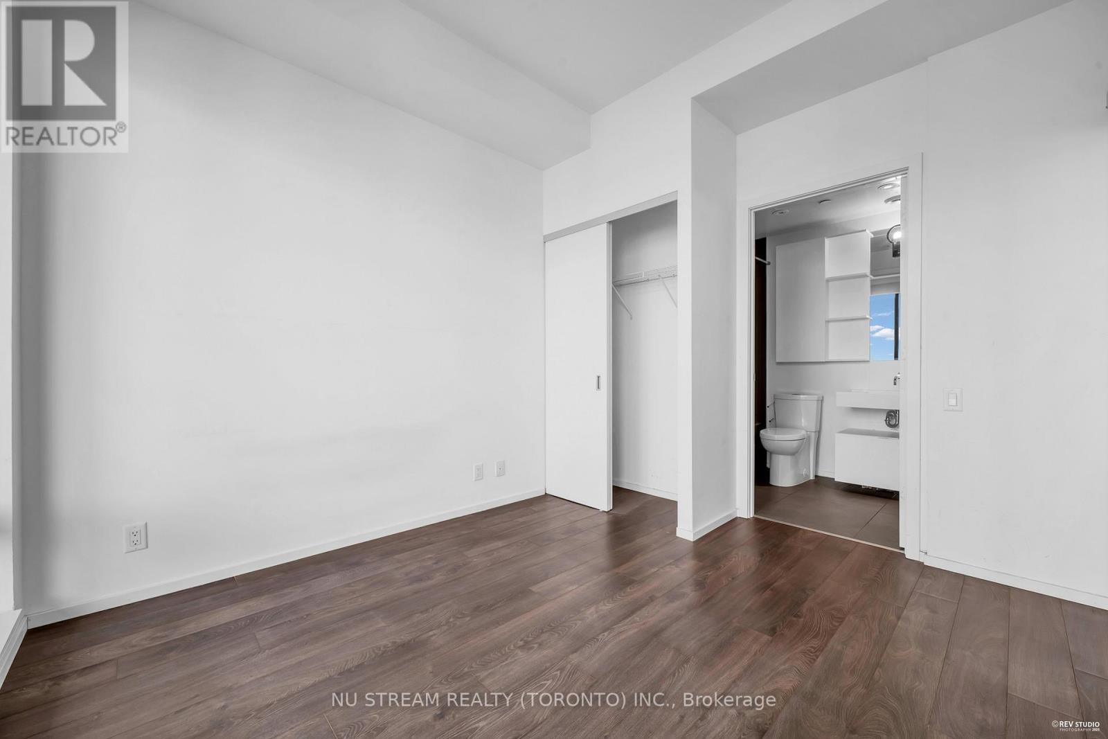 4806 - 5 St Joseph Street, Toronto, Ontario  M4Y 1J6 - Photo 11 - C12549478