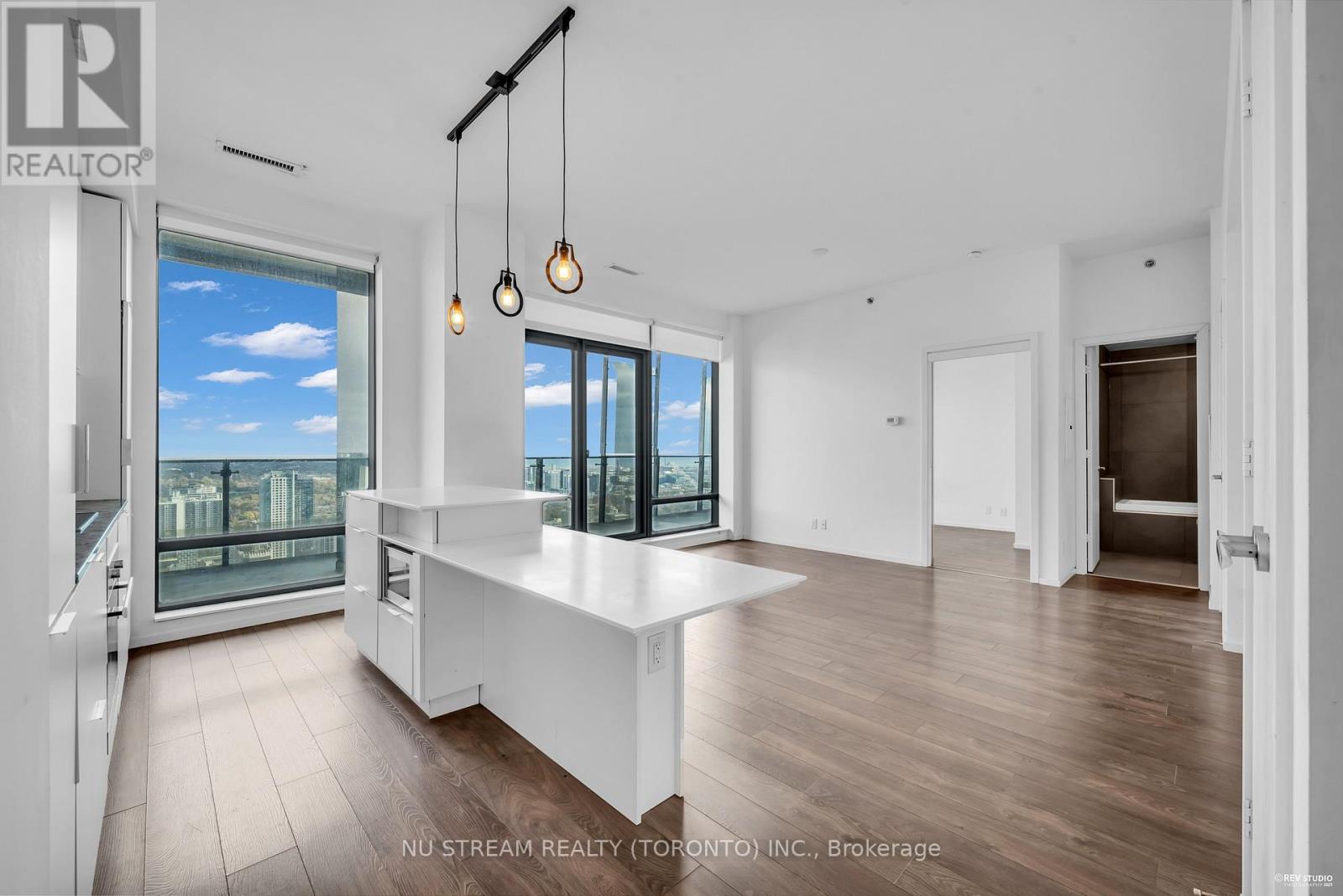 4806 - 5 St Joseph Street, Toronto, Ontario  M4Y 1J6 - Photo 6 - C12549478