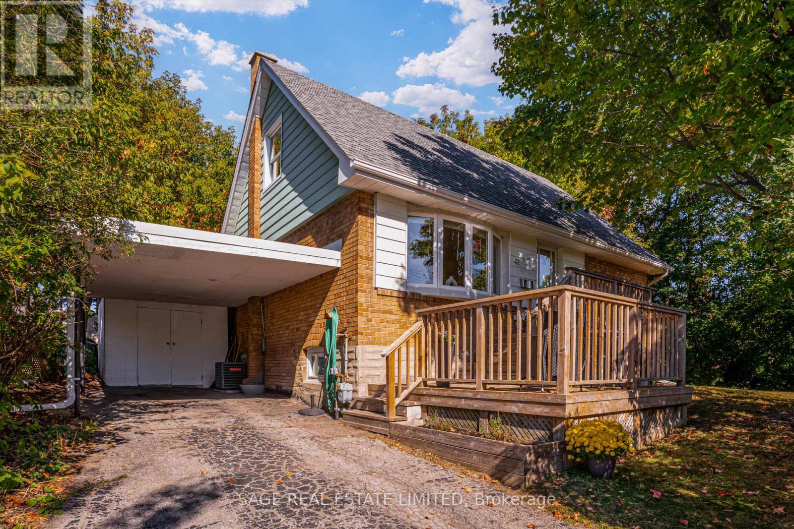 48 SHROPSHIRE DRIVE, Toronto, Ontario