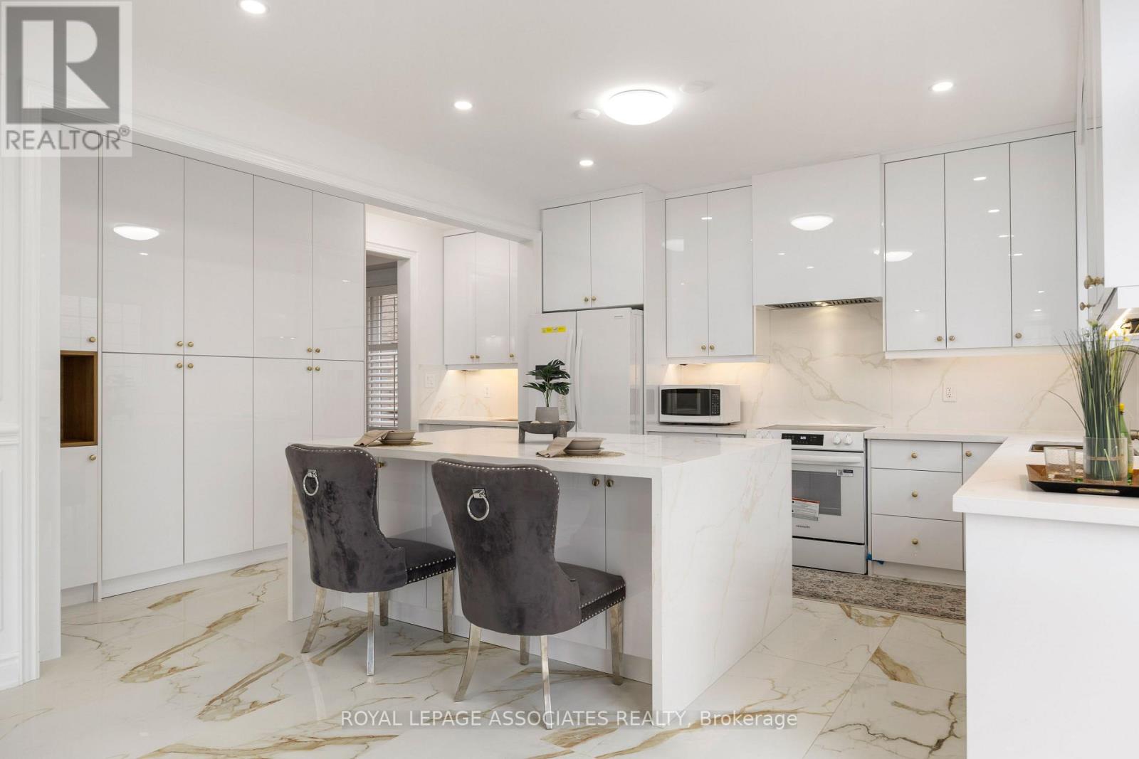 1 Morningstar Avenue, Whitby, Ontario  L1R 0P2 - Photo 10 - E12554710