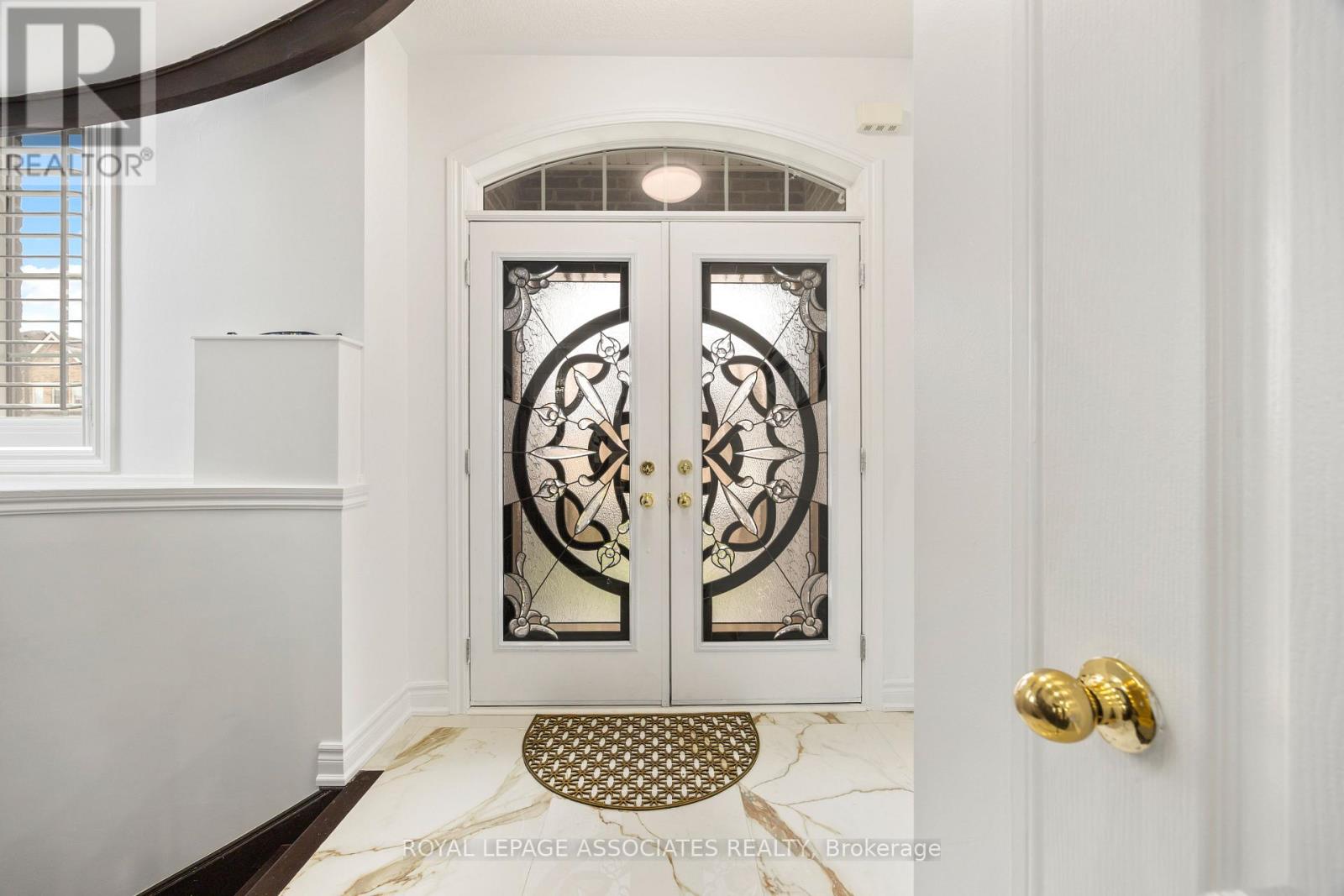 1 Morningstar Avenue, Whitby, Ontario  L1R 0P2 - Photo 5 - E12554710