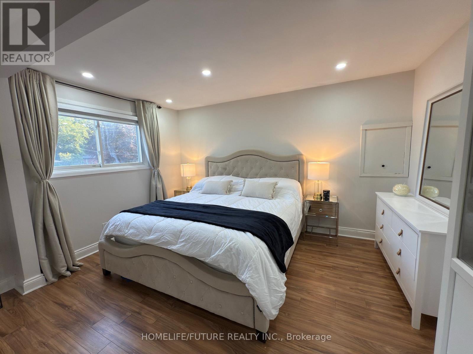 494 Dean Avenue, Oshawa, Ontario  L1H 3E5 - Photo 8 - E12554956