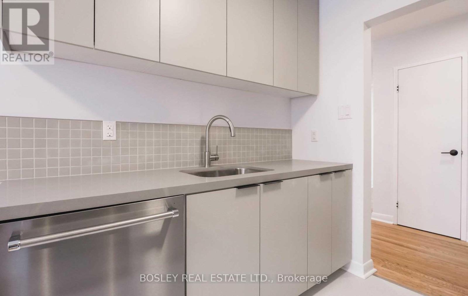 201 - 555 Birchmount Road, Toronto, Ontario  M1K 1P8 - Photo 4 - E12554982