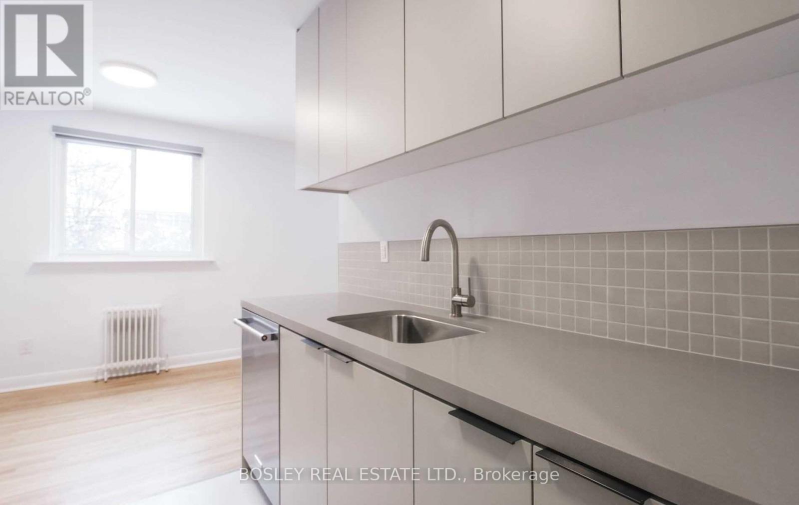 201 - 555 Birchmount Road, Toronto, Ontario  M1K 1P8 - Photo 8 - E12554982