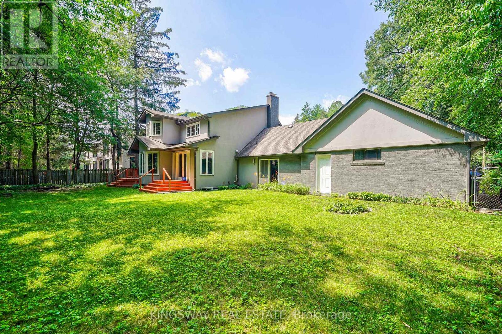 1638 Birchwood Drive, Mississauga, Ontario  L5J 1T6 - Photo 38 - W12534646