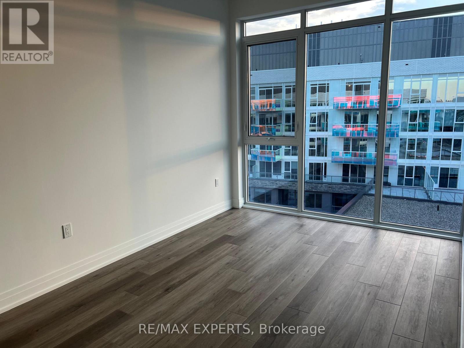 616 - 333 Sunseeker Avenue, Innisfil, Ontario  L9S 0J7 - Photo 9 - N12554748