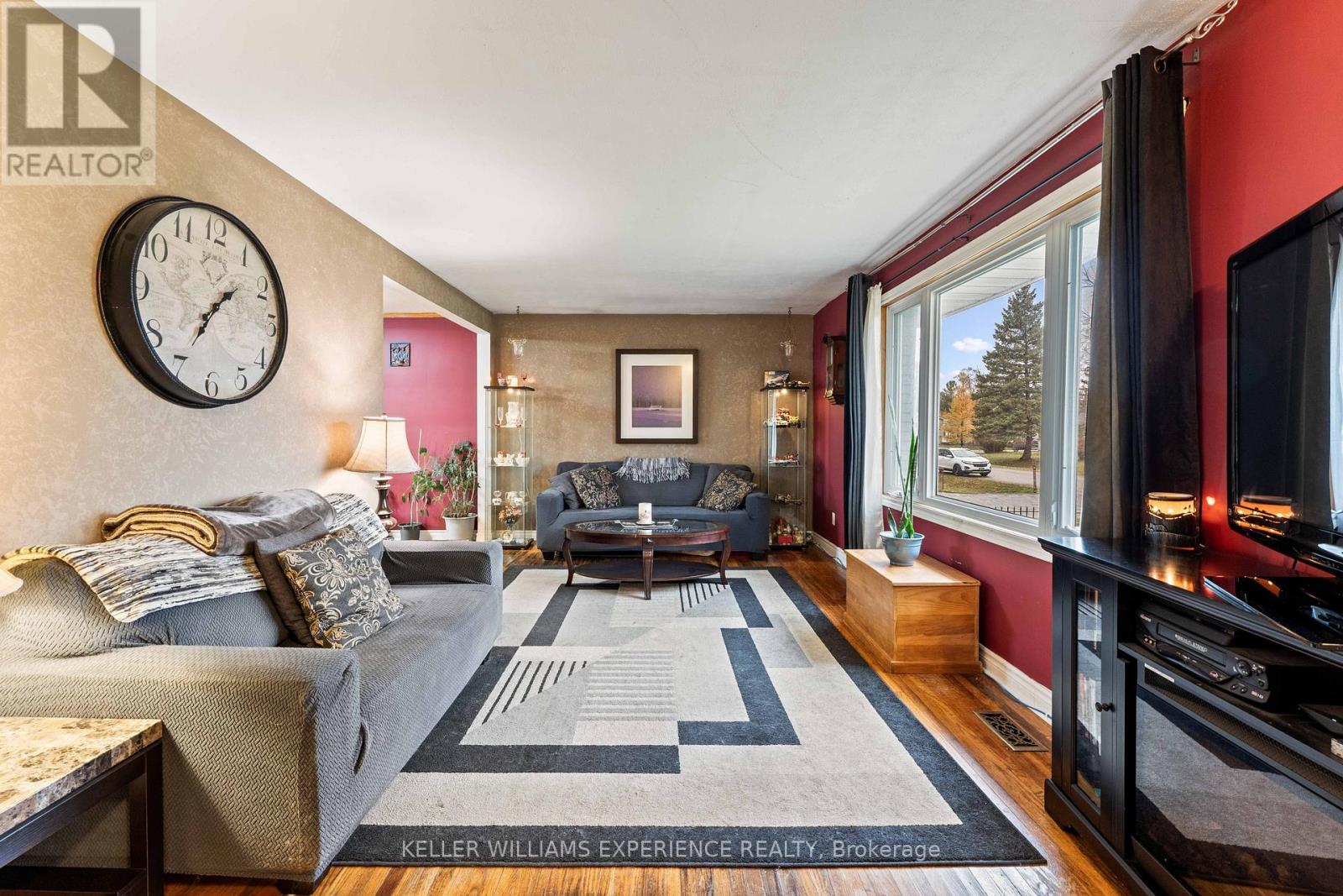 246 Calford Street, Essa, Ontario  L0M 1B0 - Photo 11 - N12554762