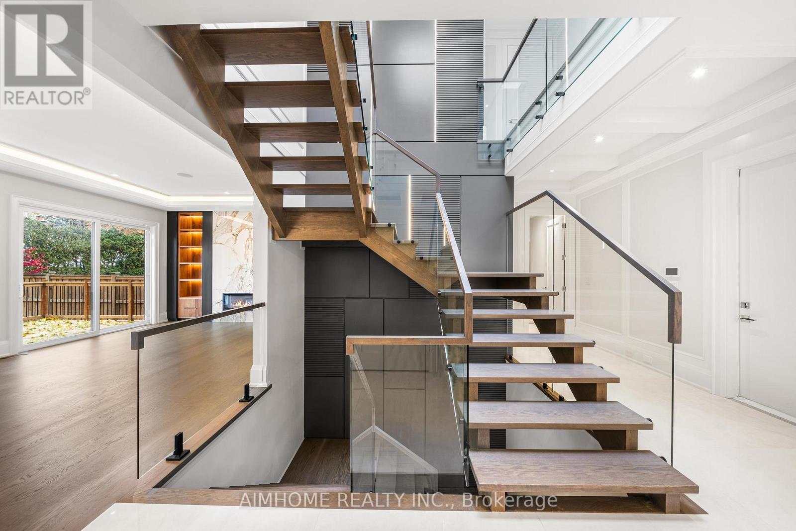 21 Summerfeldt Crescent, Markham, Ontario  L3R 2B1 - Photo 11 - N12554834