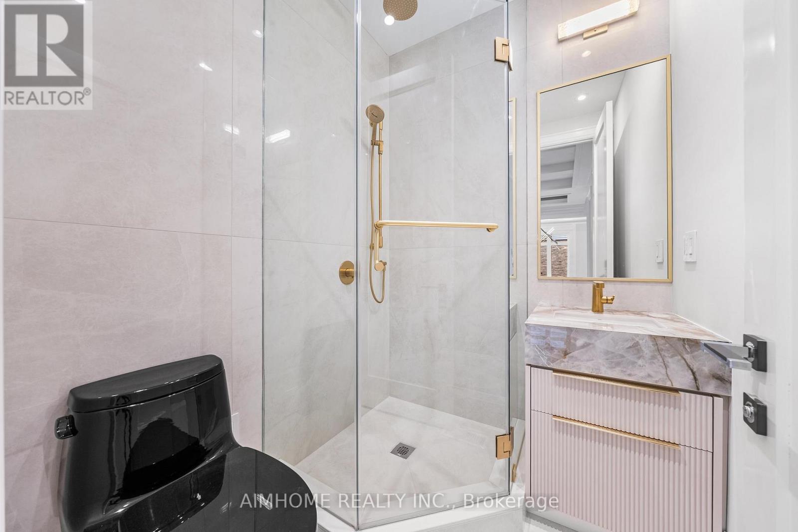 21 Summerfeldt Crescent, Markham, Ontario  L3R 2B1 - Photo 24 - N12554834