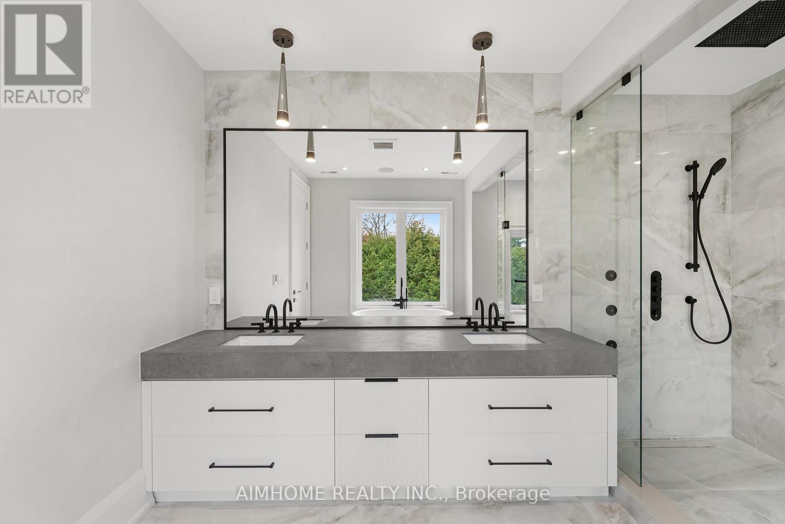 21 Summerfeldt Crescent, Markham, Ontario  L3R 2B1 - Photo 33 - N12554834