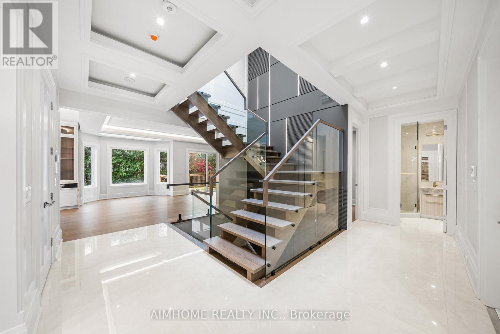 21 Summerfeldt Crescent, Markham, Ontario  L3R 2B1 - Photo 9 - N12554834