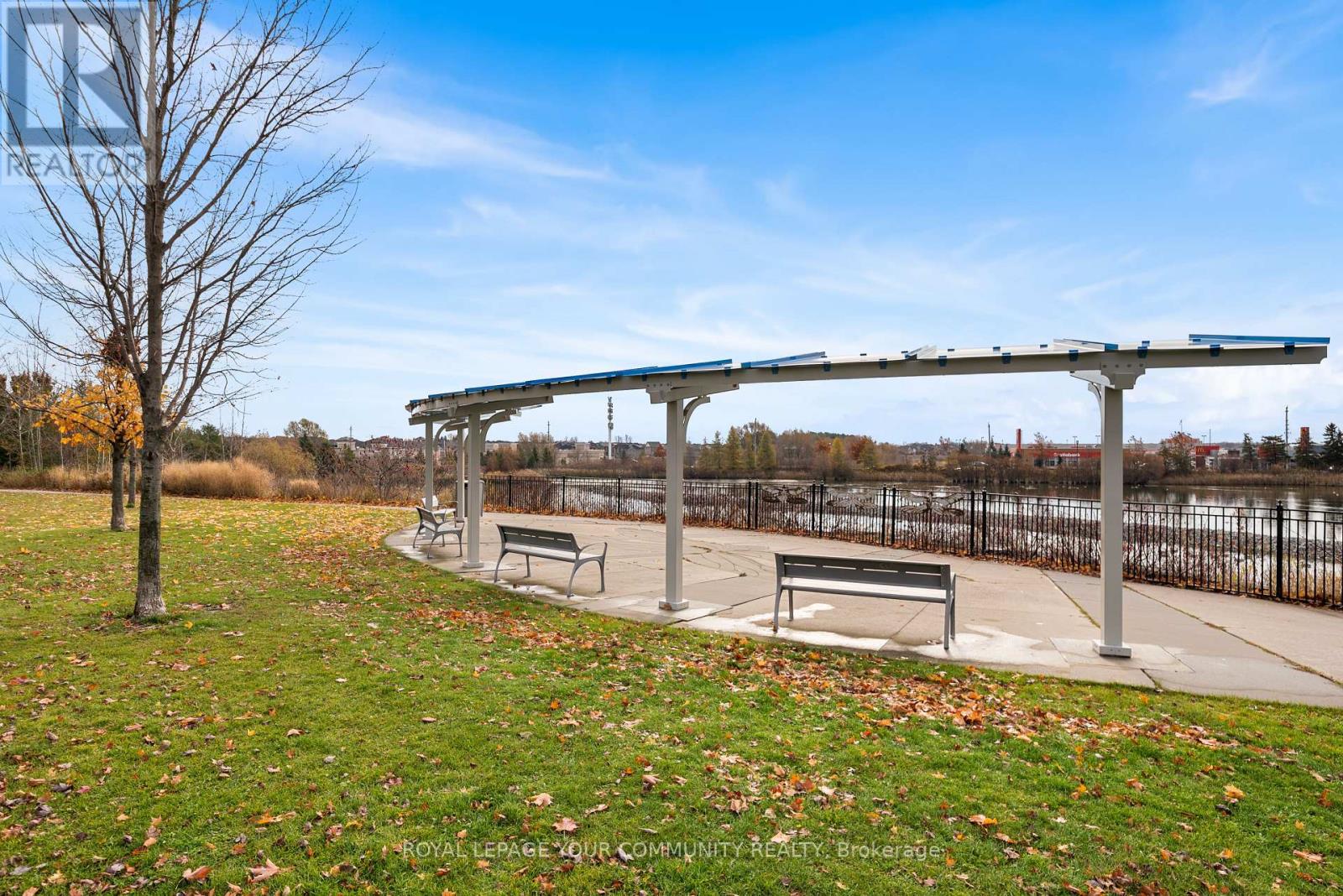 32 Downy Emerald Drive, Bradford West Gwillimbury, Ontario  L3Z 0E8 - Photo 47 - N12554900