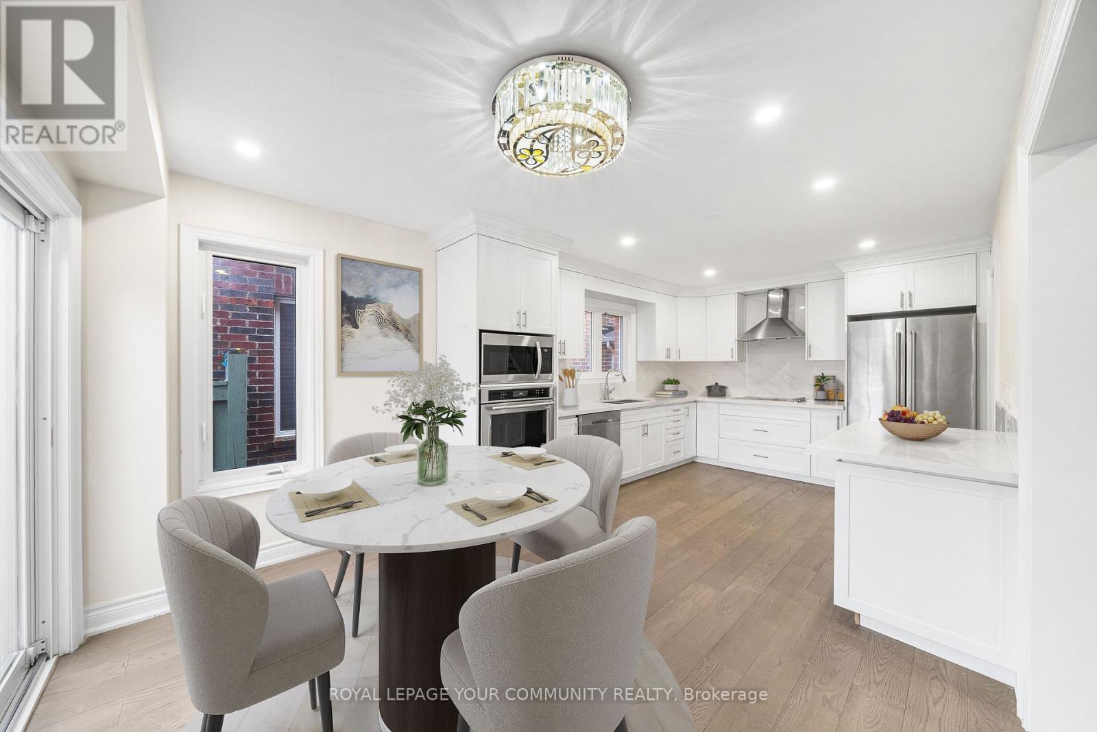 32 Downy Emerald Drive, Bradford West Gwillimbury, Ontario  L3Z 0E8 - Photo 8 - N12554900