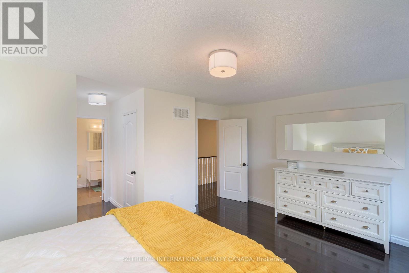 184 Veneto Drive, Vaughan, Ontario  L4L 8X6 - Photo 22 - N12554966