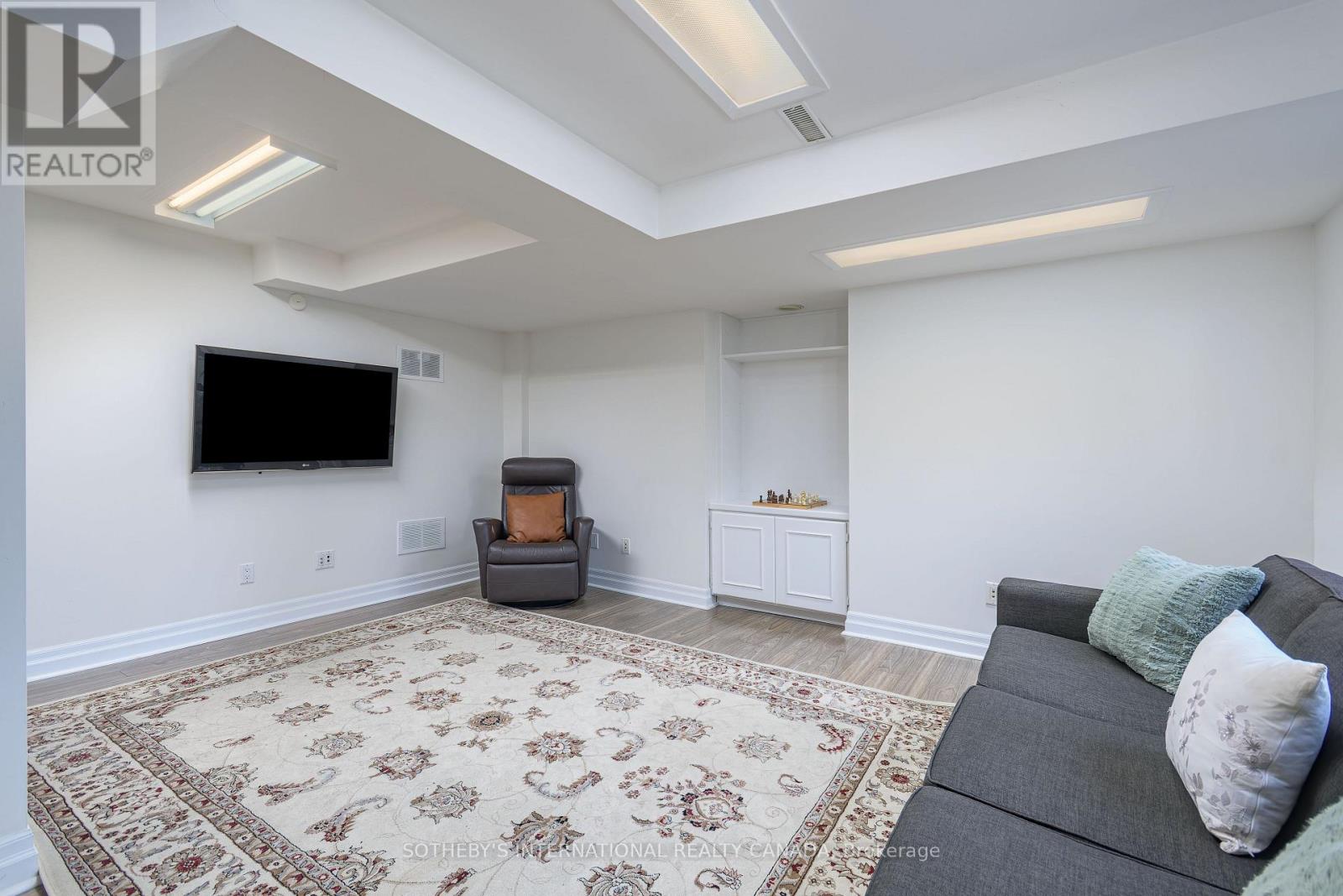 184 Veneto Drive, Vaughan, Ontario  L4L 8X6 - Photo 34 - N12554966