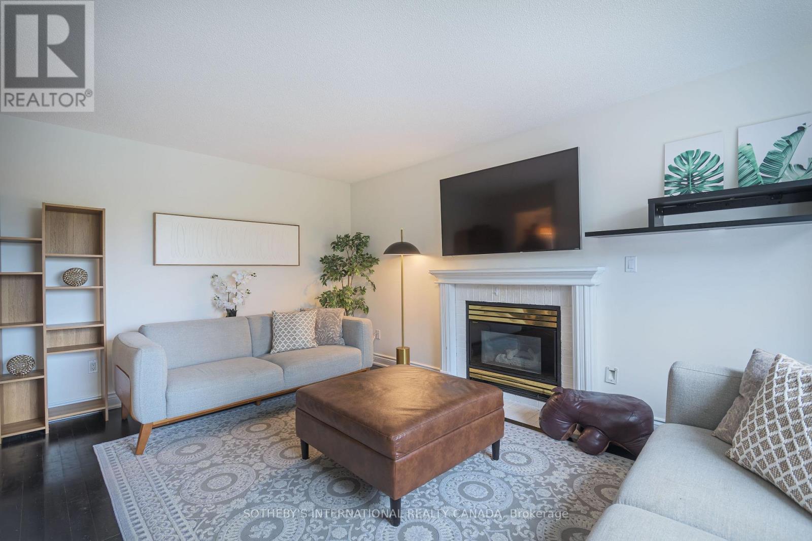 184 Veneto Drive, Vaughan, Ontario  L4L 8X6 - Photo 8 - N12554966