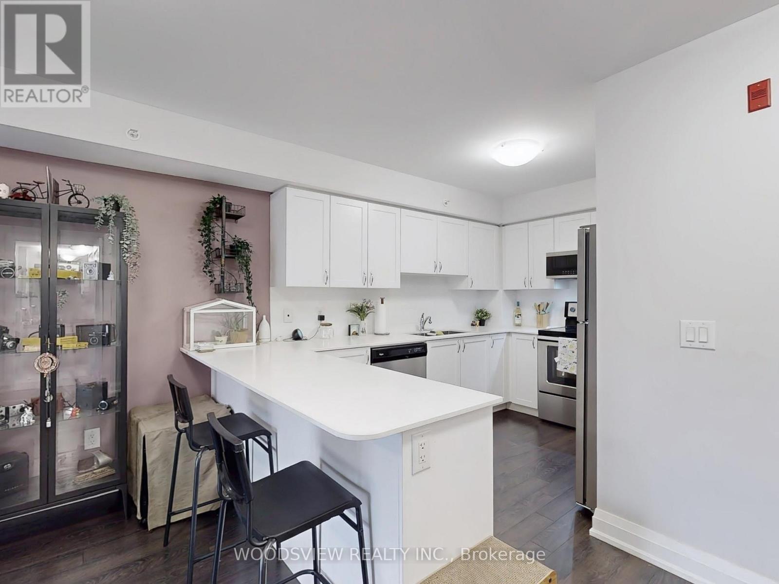 324 - 481 Rupert Avenue, Whitchurch-Stouffville, Ontario  L4A 1Y7 - Photo 5 - N12554978