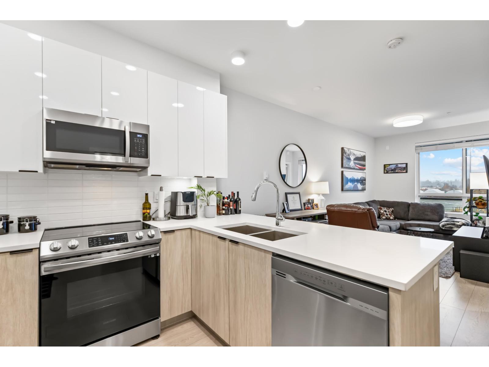 314 20360 LOGAN AVENUE, Langley, British Columbia