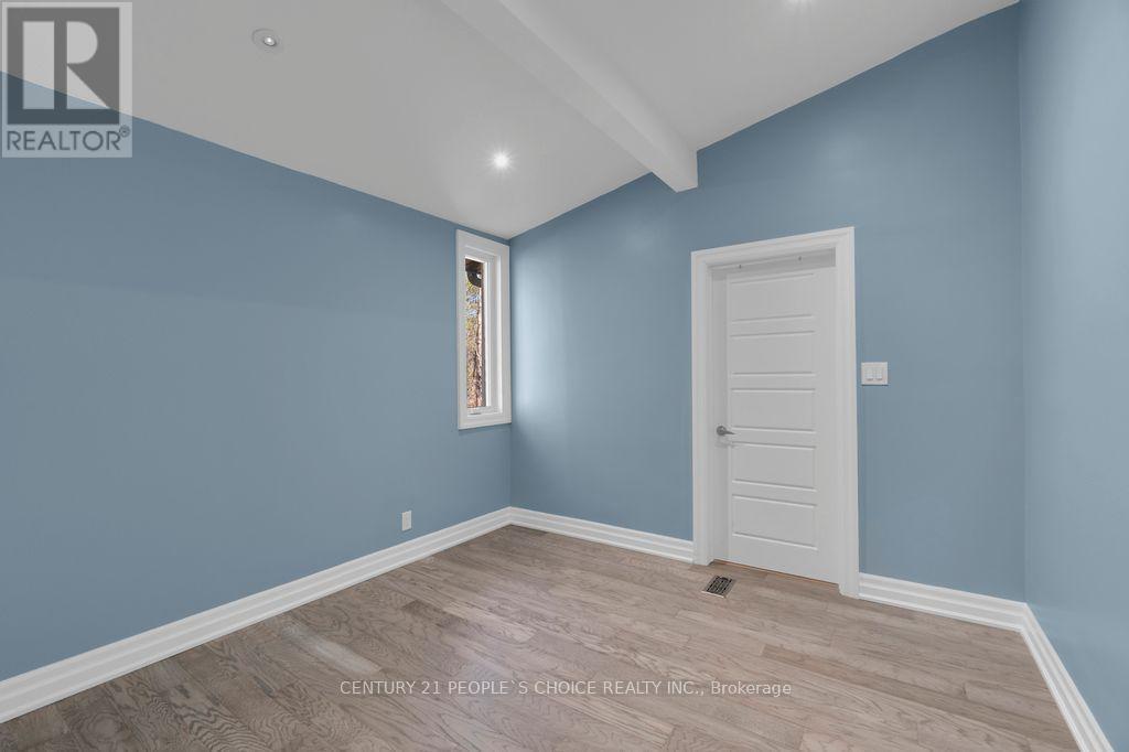 71 Bay Sands Drive, Wasaga Beach, Ontario  L9Z 1V1 - Photo 23 - S12554768