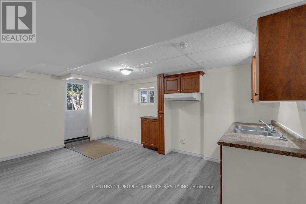 71 Bay Sands Drive, Wasaga Beach, Ontario  L9Z 1V1 - Photo 29 - S12554768