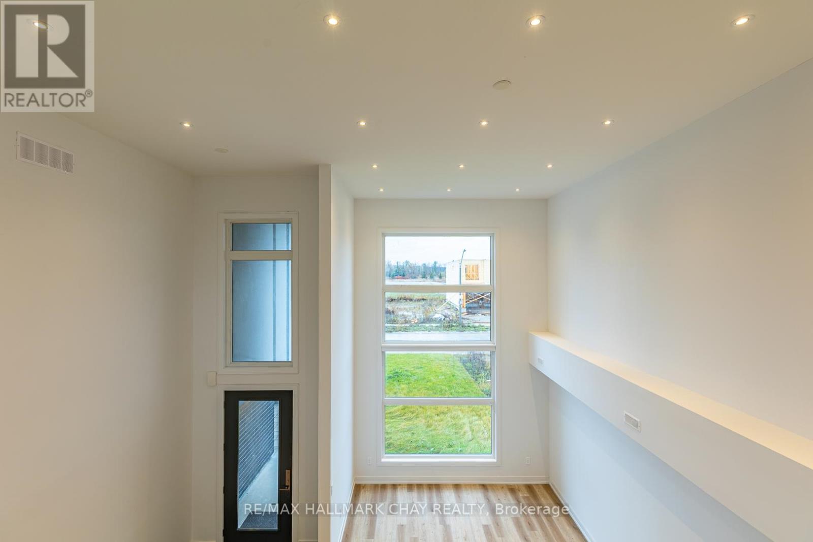 3706 Quayside Drive, Severn, Ontario  L3V 6H3 - Photo 14 - S12554934