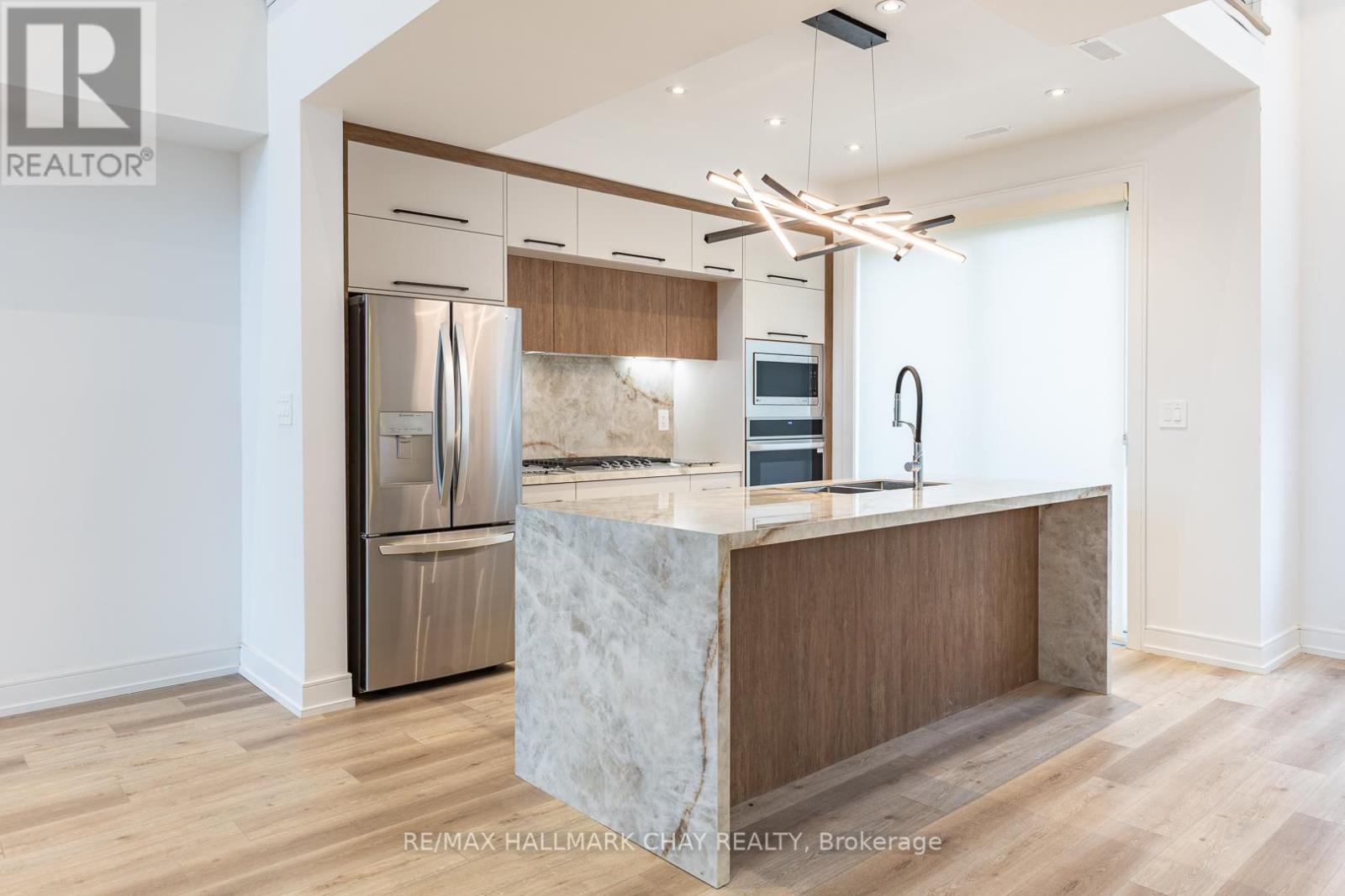 3706 Quayside Drive, Severn, Ontario  L3V 6H3 - Photo 3 - S12554934