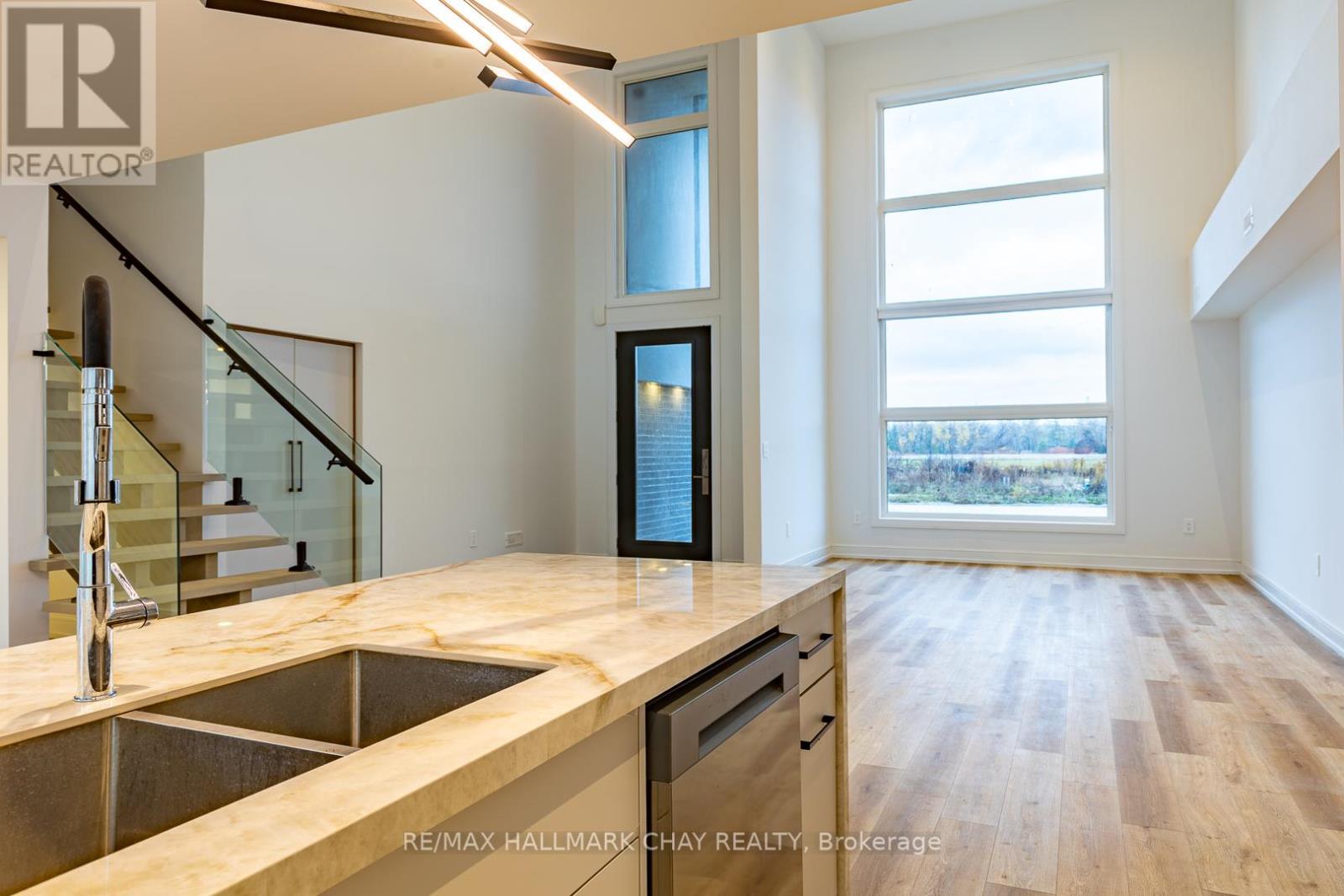 3706 Quayside Drive, Severn, Ontario  L3V 6H3 - Photo 7 - S12554934