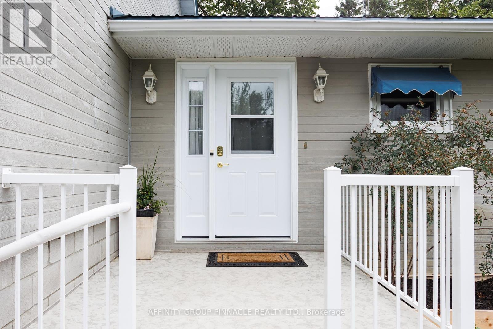 1 Beatrice Drive, Kawartha Lakes, Ontario  K0M 1N0 - Photo 13 - X12471128