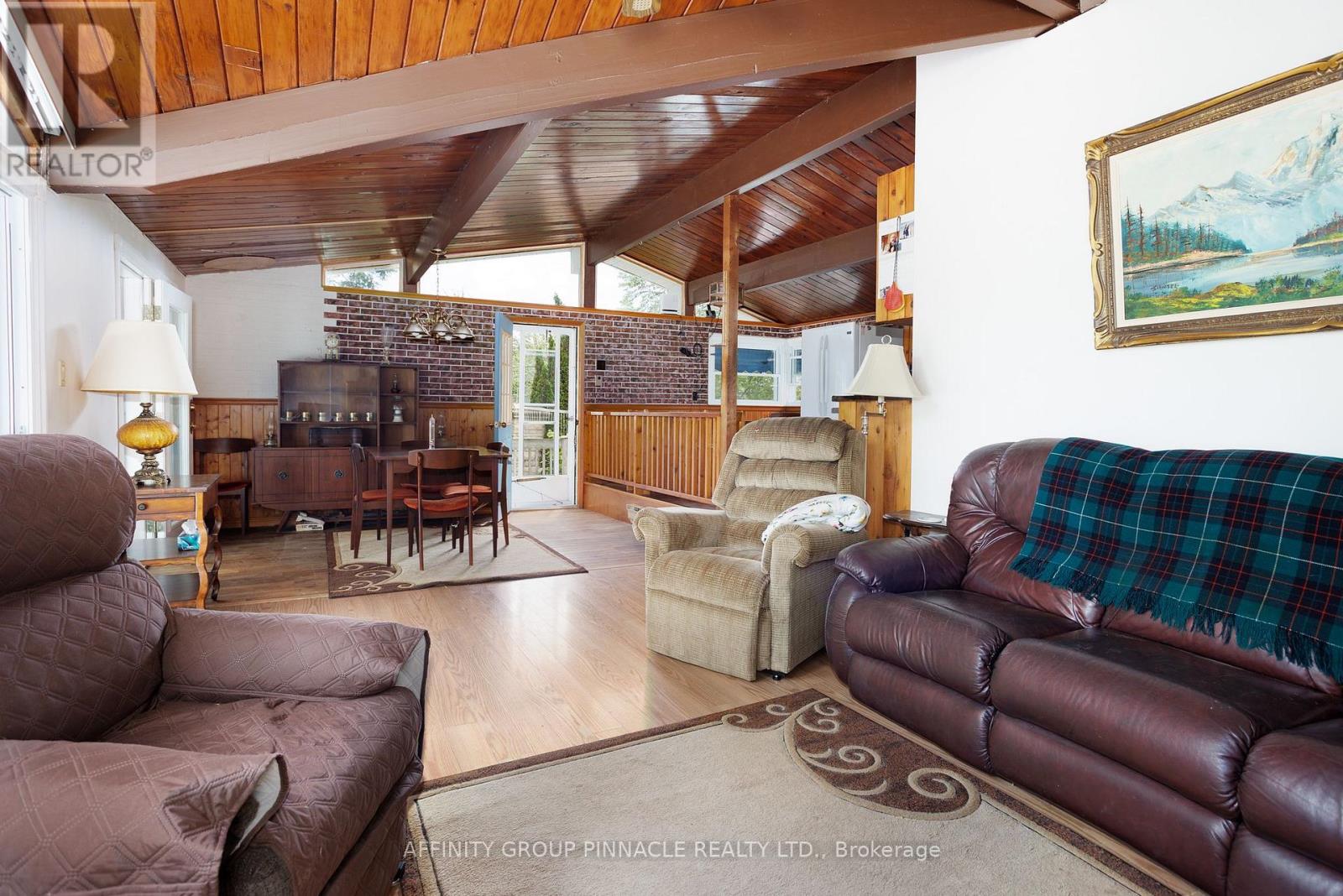 1 Beatrice Drive, Kawartha Lakes, Ontario  K0M 1N0 - Photo 18 - X12471128