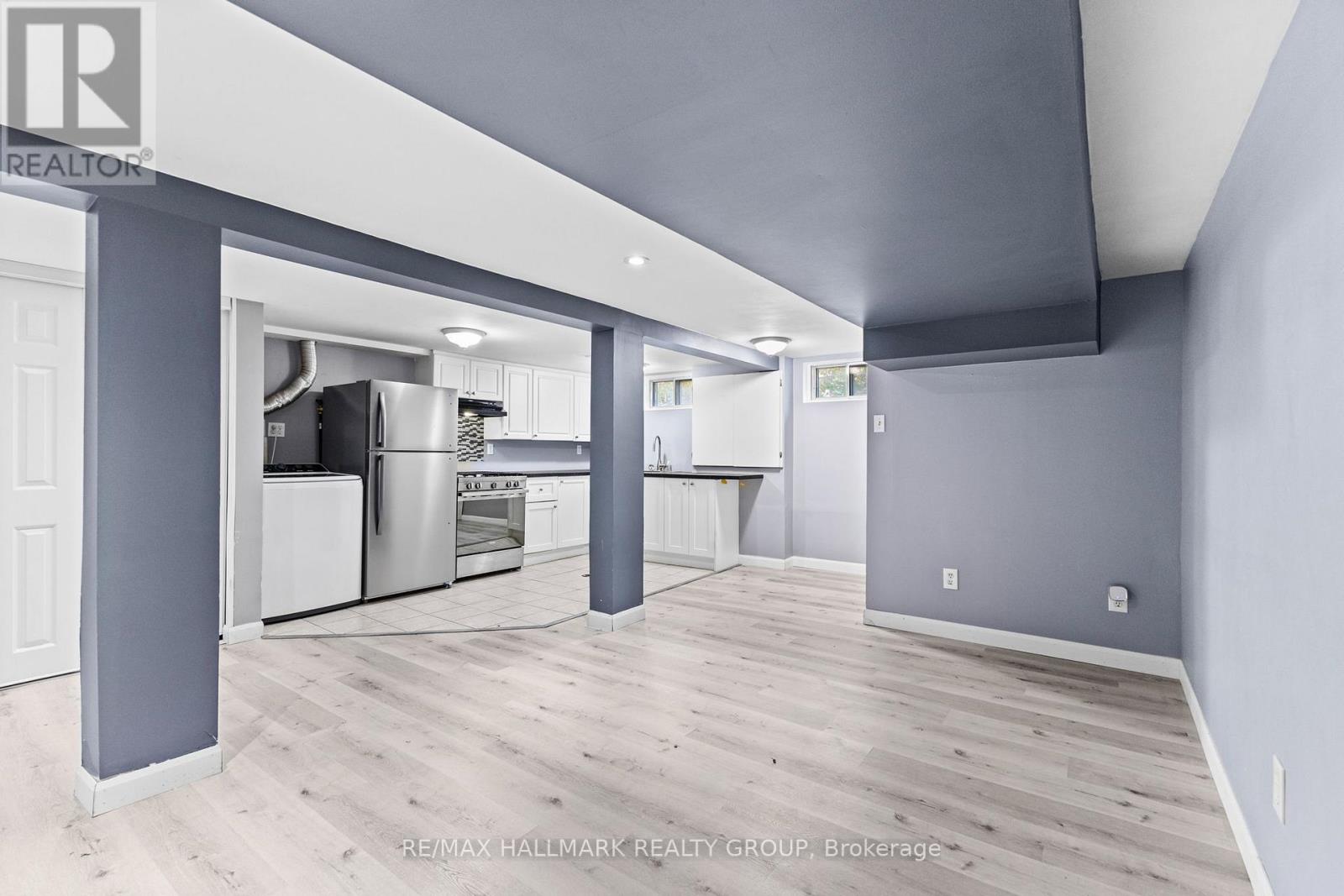 2632 Alta Vista Drive, Ottawa, Ontario K1V 7T2 - Photo 8 - X12434895