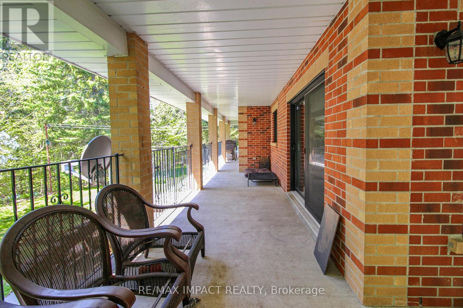 215 Raglan Road W, Oshawa, Ontario  L1H 0N5 - Photo 14 - E12555104